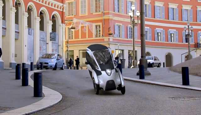 Toyota iRoad Video
