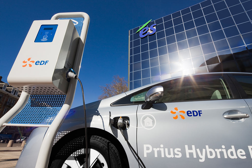 Toyota schließt Plug-in-Demonstrationsprojekt in Straßburg erfolgreich ab
