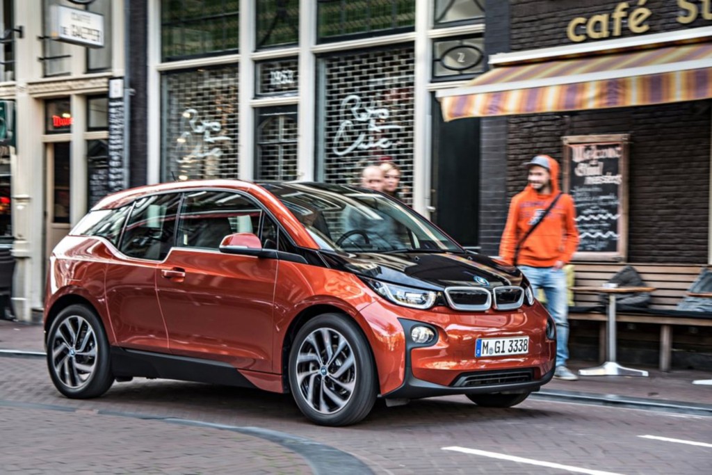 BMW i3 Preis Grünes Lenkrad