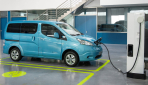 Nissan-Elektro-MiniVan-Evalia-e-NV200-Aufladen