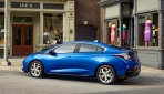 2016-Chevrolet-Volt-013