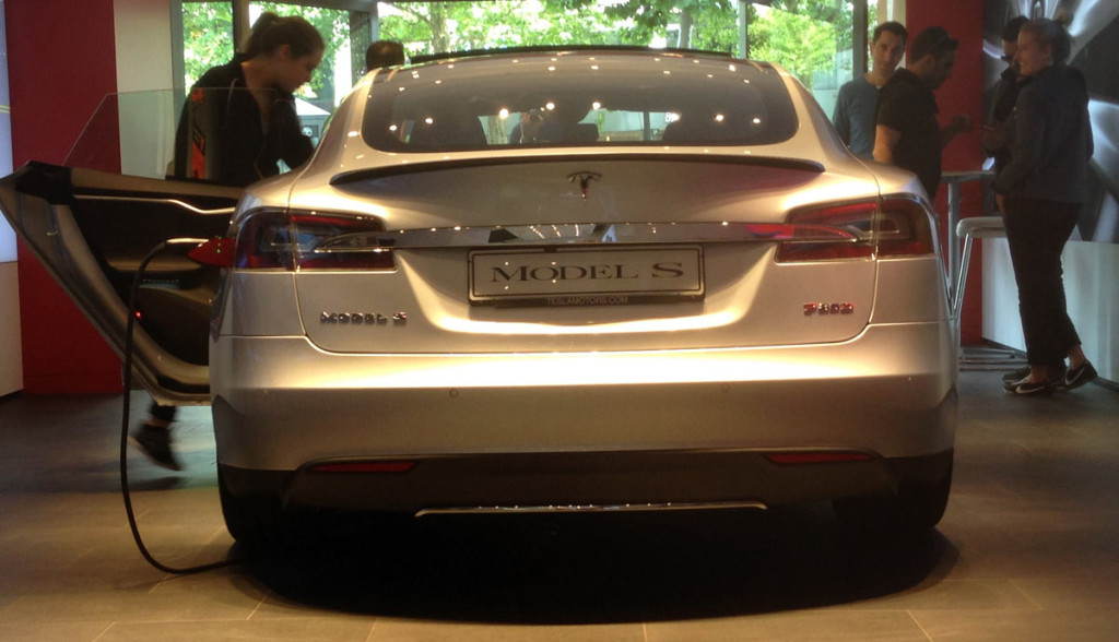 tesla-gebruachtwagen-elektroauto