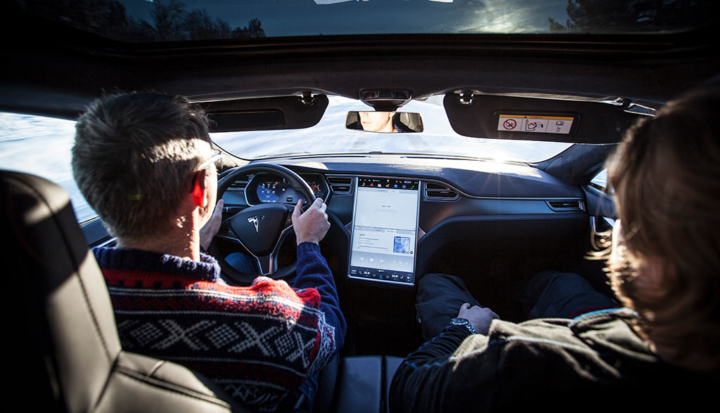 tesla-autopilot