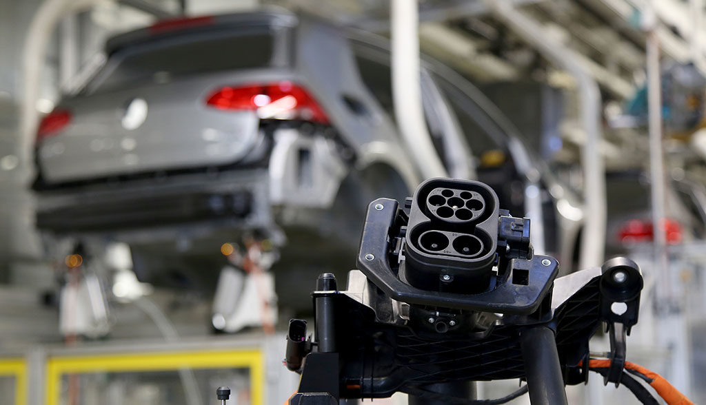 Viele-Zulieferer-bleiben-auf-Vorleistungen-fuer-Elektromobilitaet-sitzen