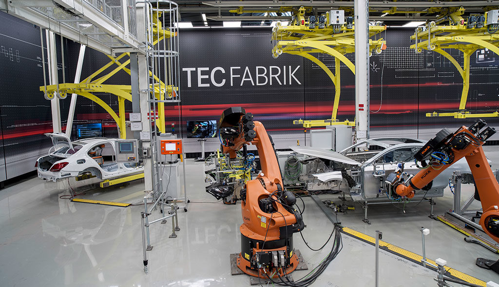 Mercedes-plant-Elektroauto-Kompetenzzentrum-TecFabrik