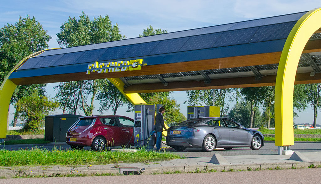 Fastned-Elektroauto-Ladestationen-Kosten-Einnahmen-2017