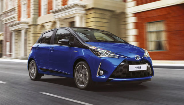 Toyota-Yaris-Hybrid-Test-Firmenauto-des-Jahres-2017