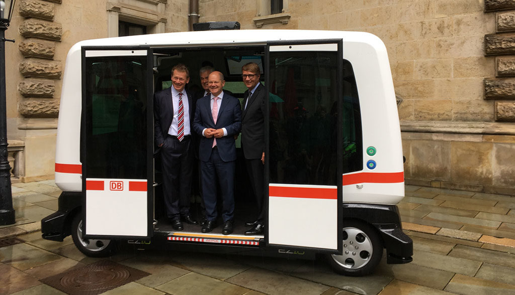 Deutsche-Bahn-Elektrobus-Hamburg