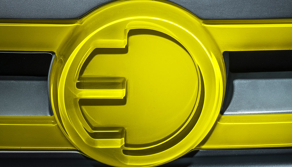 Mini-ELektroauto-3-Tuerer-2019