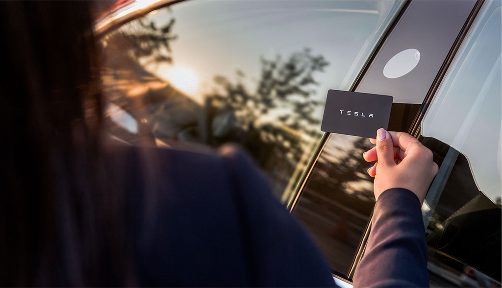Tesla-Model-3—Keycard-Door-Entry