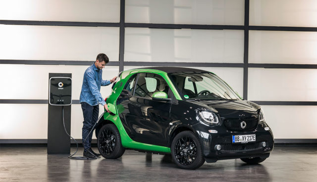 Daimler-Hubject-Plug&Charge