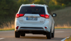 Mitsubishi-Outlander-PHEV-2017-3