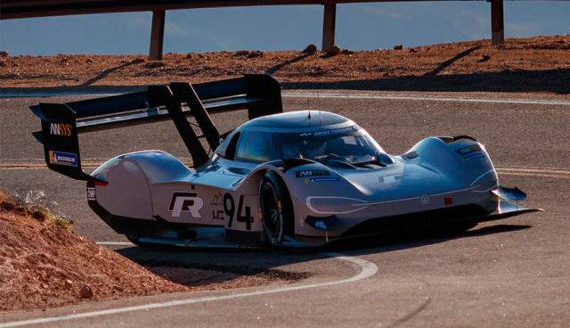 VW-I.D.-R-Pikes-Peak