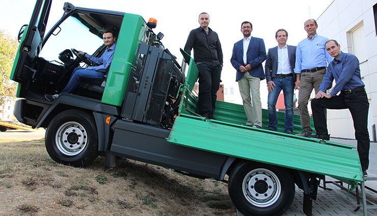 TH-Mittelhessen-Elektroauto-Transporter