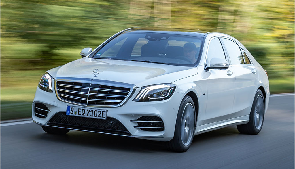 Mercedes-Benz-S-560-e-3