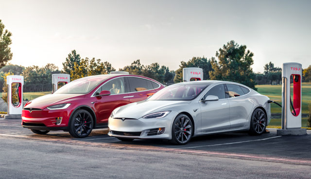 Tesla-Supercharger