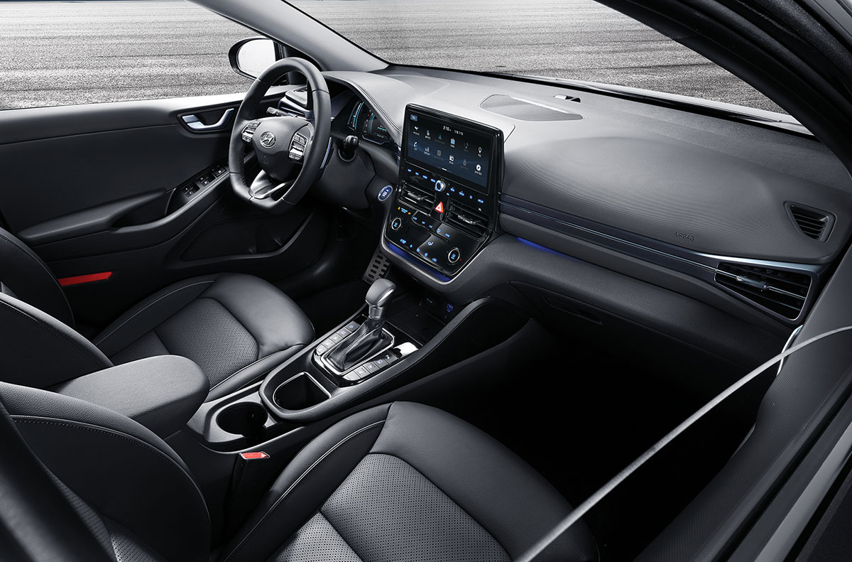 Hyundai-Ioniq-Hybrid-2019
