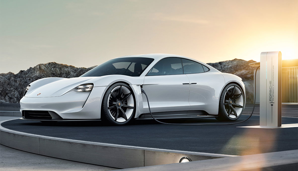 Porsche-Taycan-laden