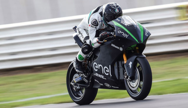 Energica-MotoE-Feuer
