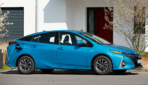 Toyota-Prius-Plug-in-Hybrid-2020-7