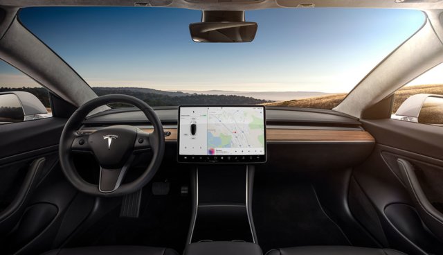 Tesla-Model-3-Innen