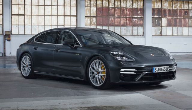 Porsche-Panamera-Turbo-S-E-Hybrid-2020-2