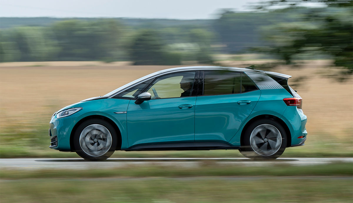 VW-ID3-seite-tuerkis