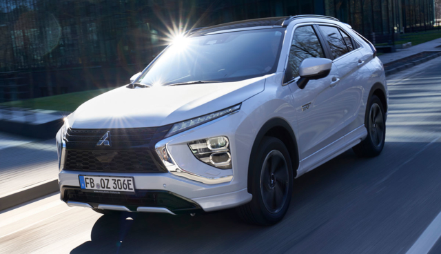 Mitsubishi-Eclipse-Cross-Plug-in-Hybrid-9