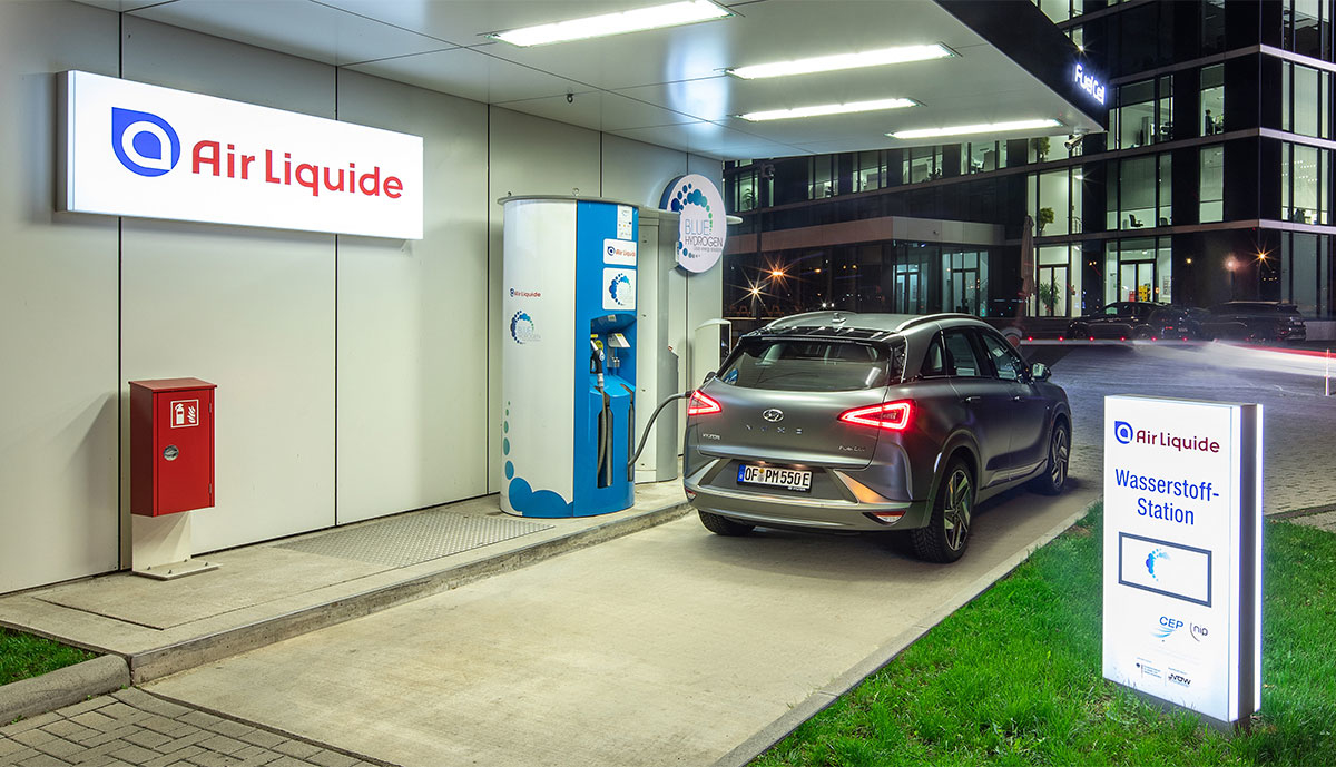 hyundai-nexo-wasserstoff-tankstelle