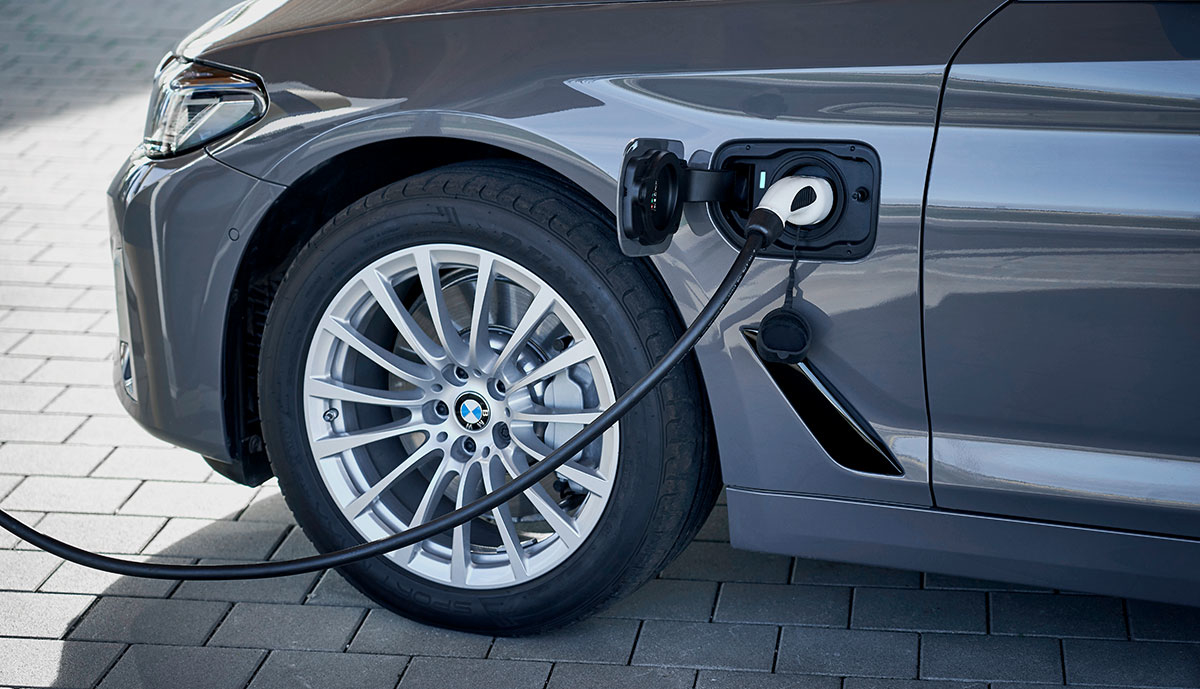 BMW-530e