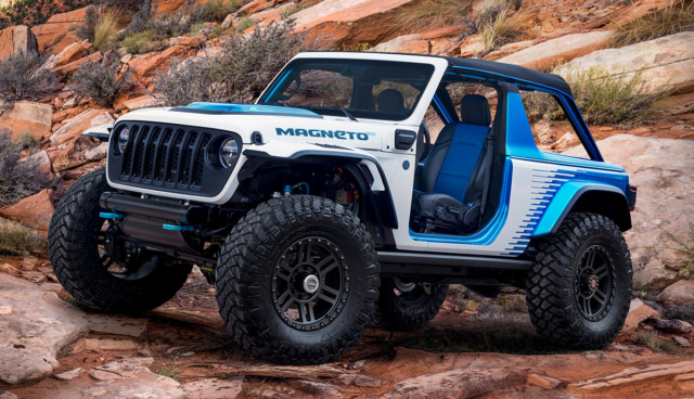Jeep-Wrangler-Magneto-2.0-Concept_Front
