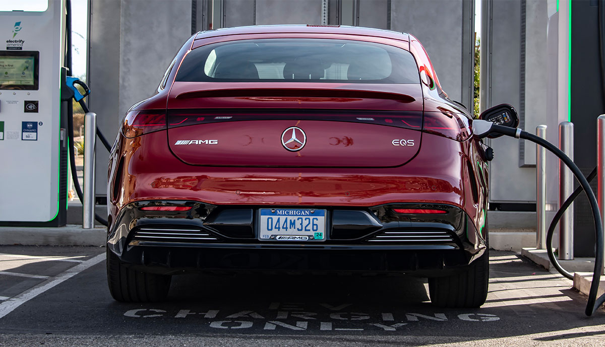 Mercedes-EQS-AMG