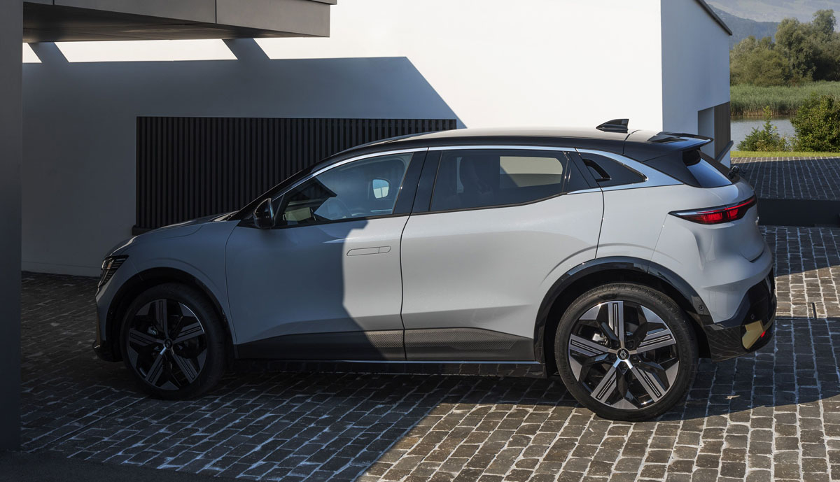 Renault-Megane-E-Tech-Electric-1