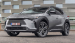 Toyota-bz4X-2022-4