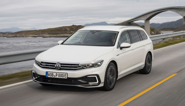 VW-Passat-GTE