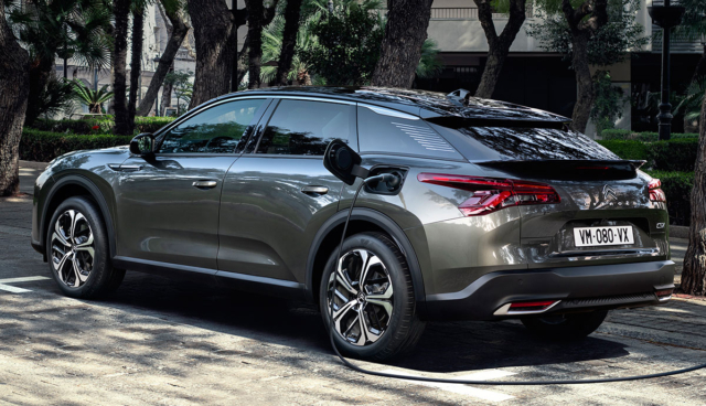 Citroen-C5X-Hybrid