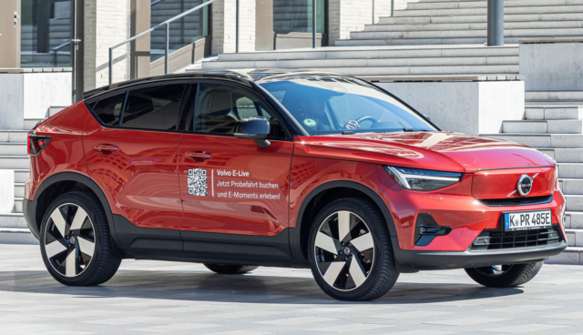 Volvo_C40_Recharge_Pure_Electric_bei_der_Volvo_E-Live_Roadshow