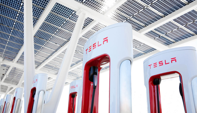 Tesla-Supercharger-1