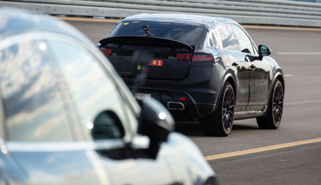 Porsche-Macan-2024