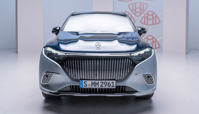 Mercedes-Maybach-EQS-SUV-2023-5
