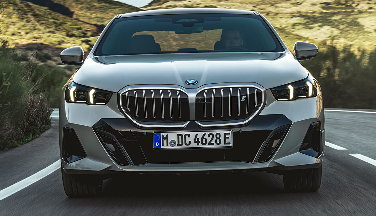 BMW-i5-eDrive40-2023-4