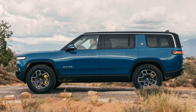 Rivian-R1S