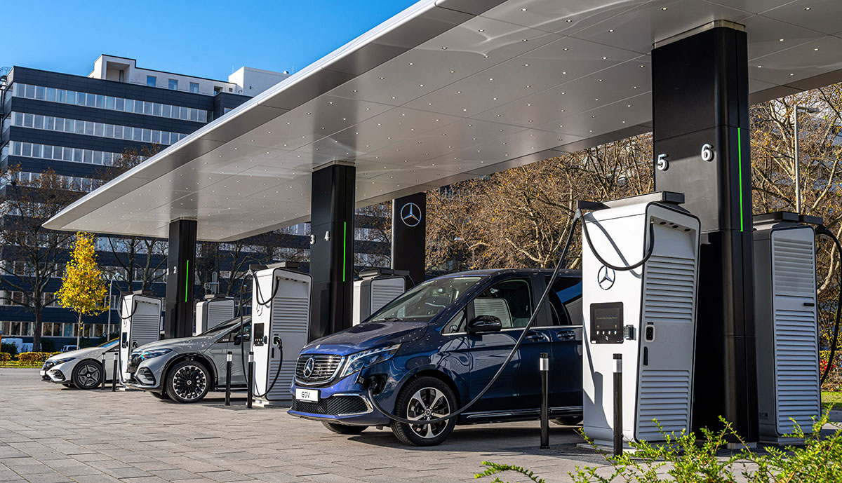 Mercedes-Charging-Hub-Mannheim-3