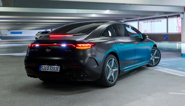 Mercedes-EQE