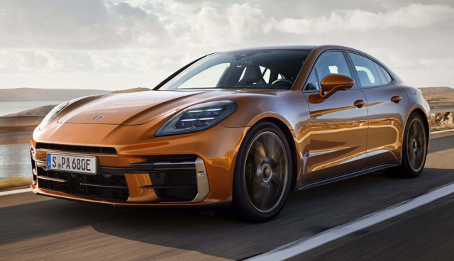 Porsche-Panamera-Turbo-E-Hybrid-2023-12