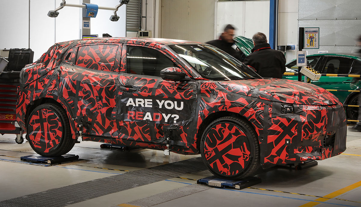 Alfa-Romeo-MILANO-2024-Teaser-2