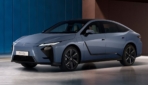 Lexus-ES-500e-2025-2
