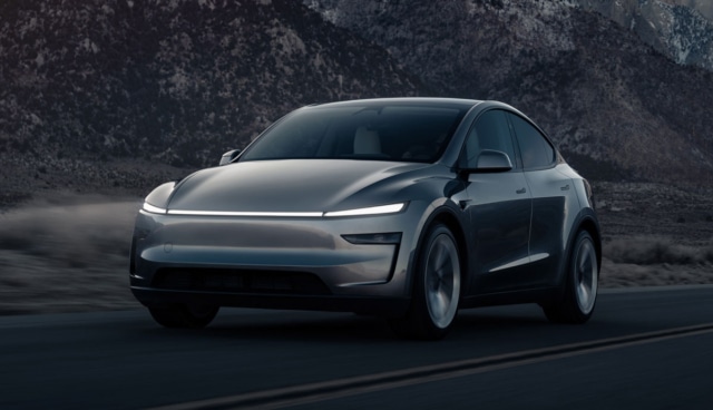 Tesla-Model-Y-2025